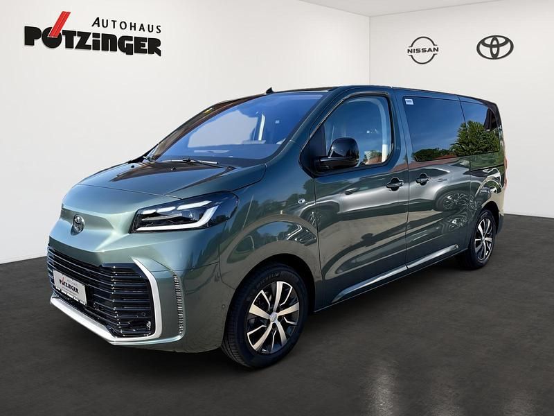 Neu Toyota Proace Verso 144 PS (105 kW) 2025 All terrain green Kombi