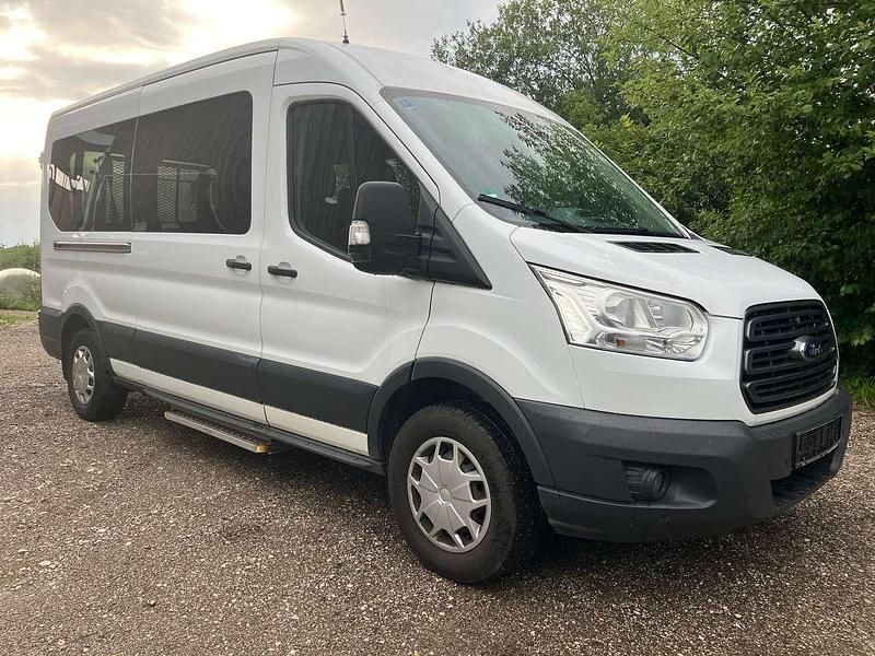 Gebraucht Ford Transit Trend 131 PS (96 kW) 2018 Weiß Van / Kleinbus