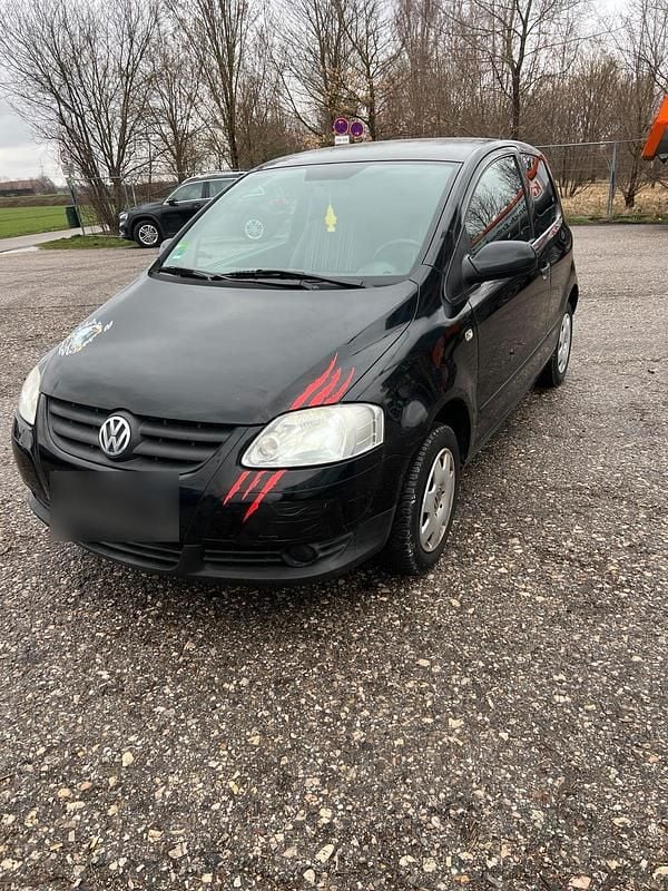 Gebraucht VW Fox 55 PS (40 kW) 2007 Schwarz Kleinwagen