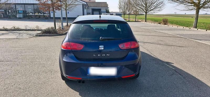 Gebraucht Seat Leon Sport 125 PS (91 kW) 2009 Blau Kleinwagen
