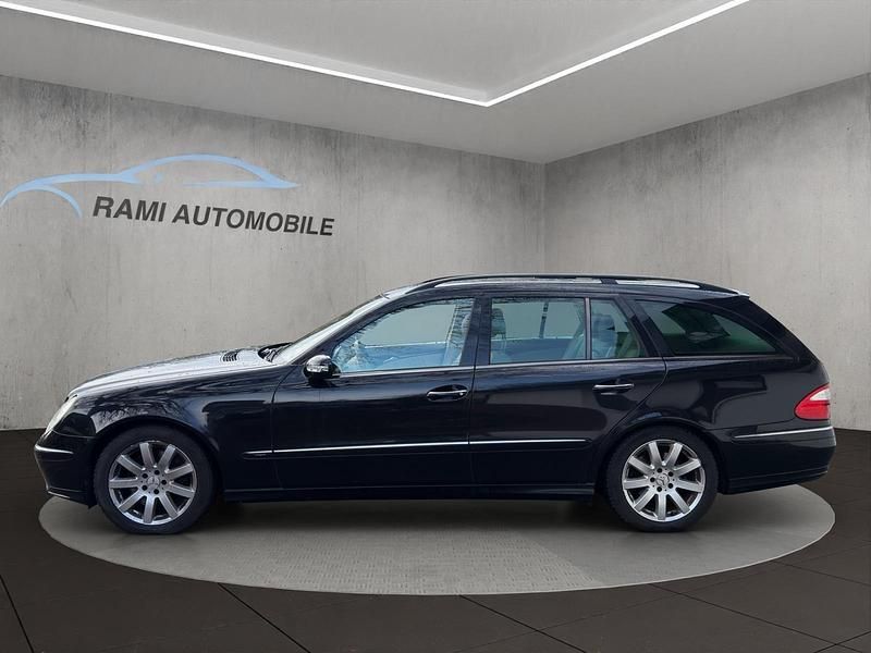 Gebraucht Mercedes E500 Avantgarde 308 PS (226 kW) 2005 Schwarz Kombi