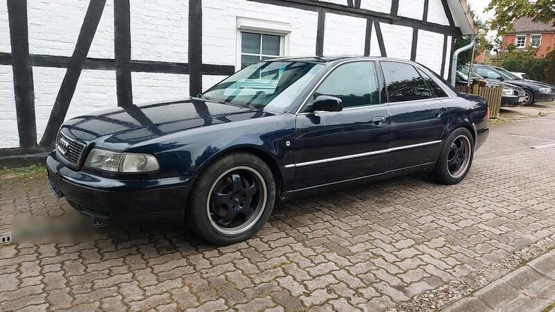Blau Gebraucht 1998 Audi A8 Limousine | 2.999 € (Guter Preis) - Bild 1/4