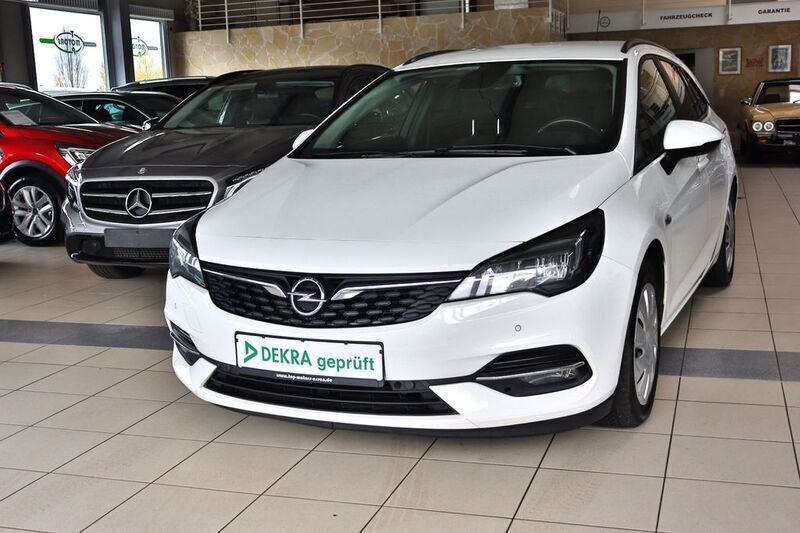 Weiß Gebraucht 2020 Opel Astra Business Kombi | 6.500 € (Superpreis) - Bild 1/4