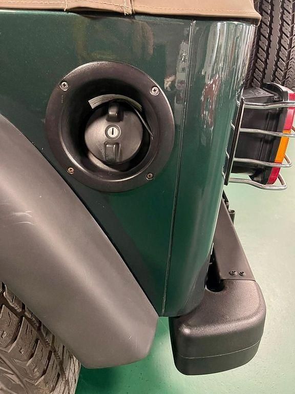 Second-hand Jeep Wrangler 121 CP (88 kW) 2000 Verde SUV