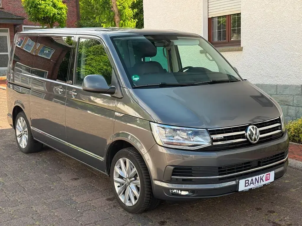 Gebraucht VW Multivan Generation Six 199 PS (146 kW) 2019 Grau Van / Kleinbus