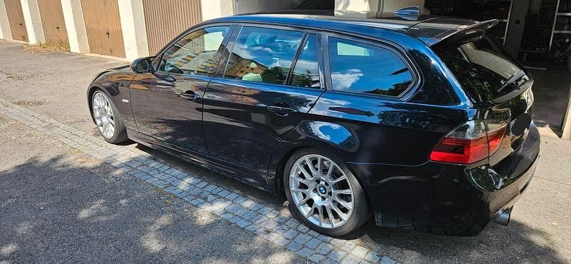 Gebraucht BMW 335 Performance 306 PS (225 kW) 2008 Blau Kombi