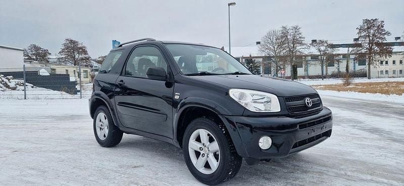 Schwarz Gebraucht 2005 Toyota RAV4 SUV | 8.300 € (Teuer) - Bild 1/4