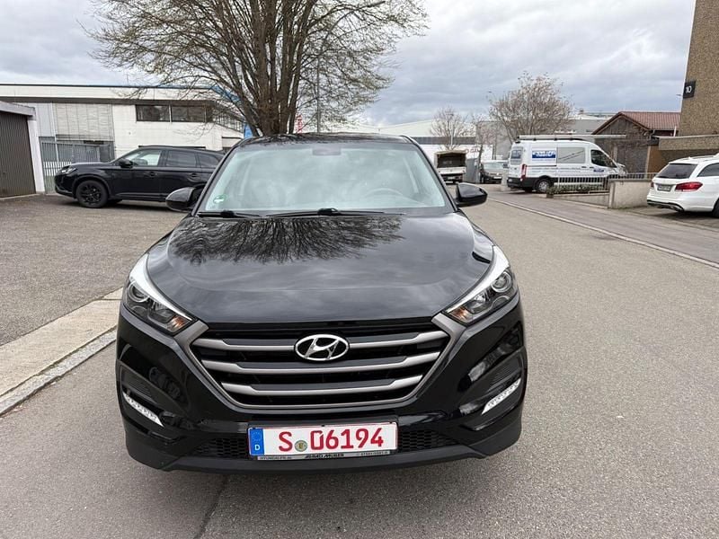Gebraucht Hyundai Tucson 132 PS (97 kW) 2018 Schwarz SUV