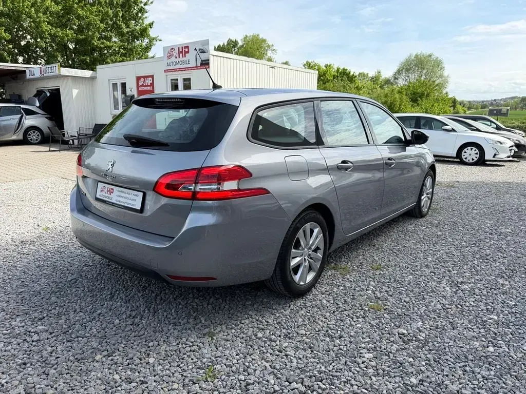 Gebraucht Peugeot 308 SW Active 131 PS (96 kW) 2020 Gris artense/metalliclackieru Kombi