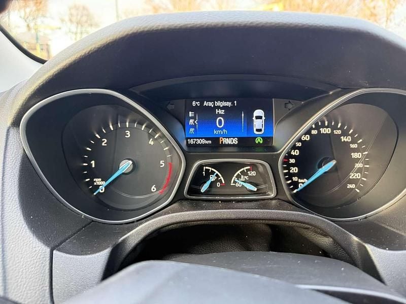 Gebraucht Ford Focus Business Edition 120 PS (88 kW) 2017 Silber Kombi