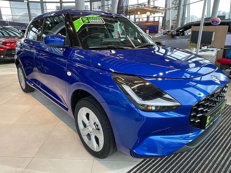 Neu Suzuki Swift Comfort 83 PS (61 kW) 2026 Flame orange pearl Kleinwagen