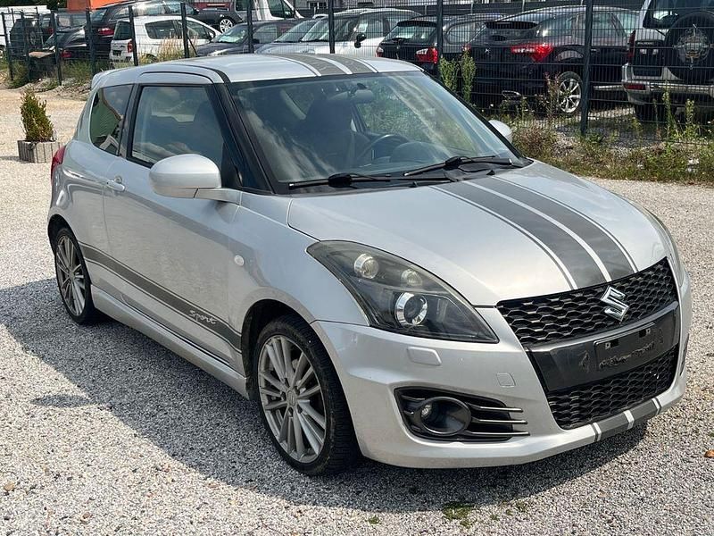Grau Gebraucht 2012 Suzuki Swift Sport Kleinwagen | 3.980 € (Fairer Preis) - Bild 1/4