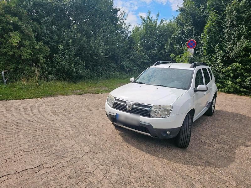 Gebraucht Dacia Duster 102 PS (75 kW) 2011 Weiß SUV