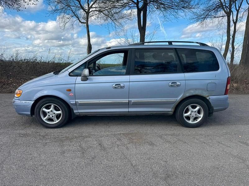 Gebraucht Hyundai Trajet 173 PS (127 kW) 2002 Grau Van / Kleinbus