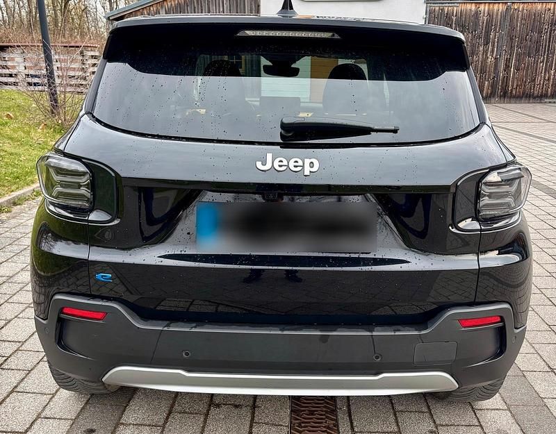 Gebraucht Jeep Avenger 114 kW (156 PS) 2023 Schwarz SUV