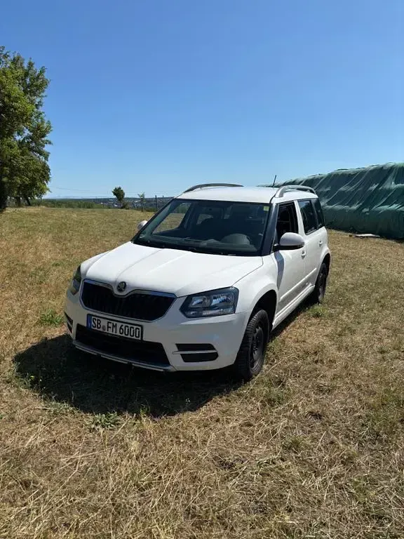 Gebraucht Skoda Yeti Active 105 PS (77 kW) 2014 Weiß SUV