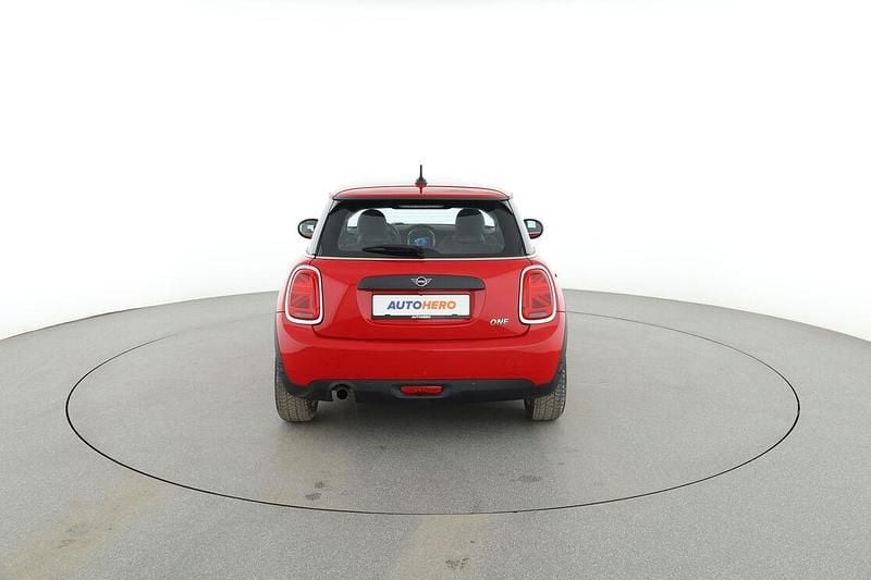 Gebraucht Mini ONE 102 PS (75 kW) 2019 Rot Kleinwagen