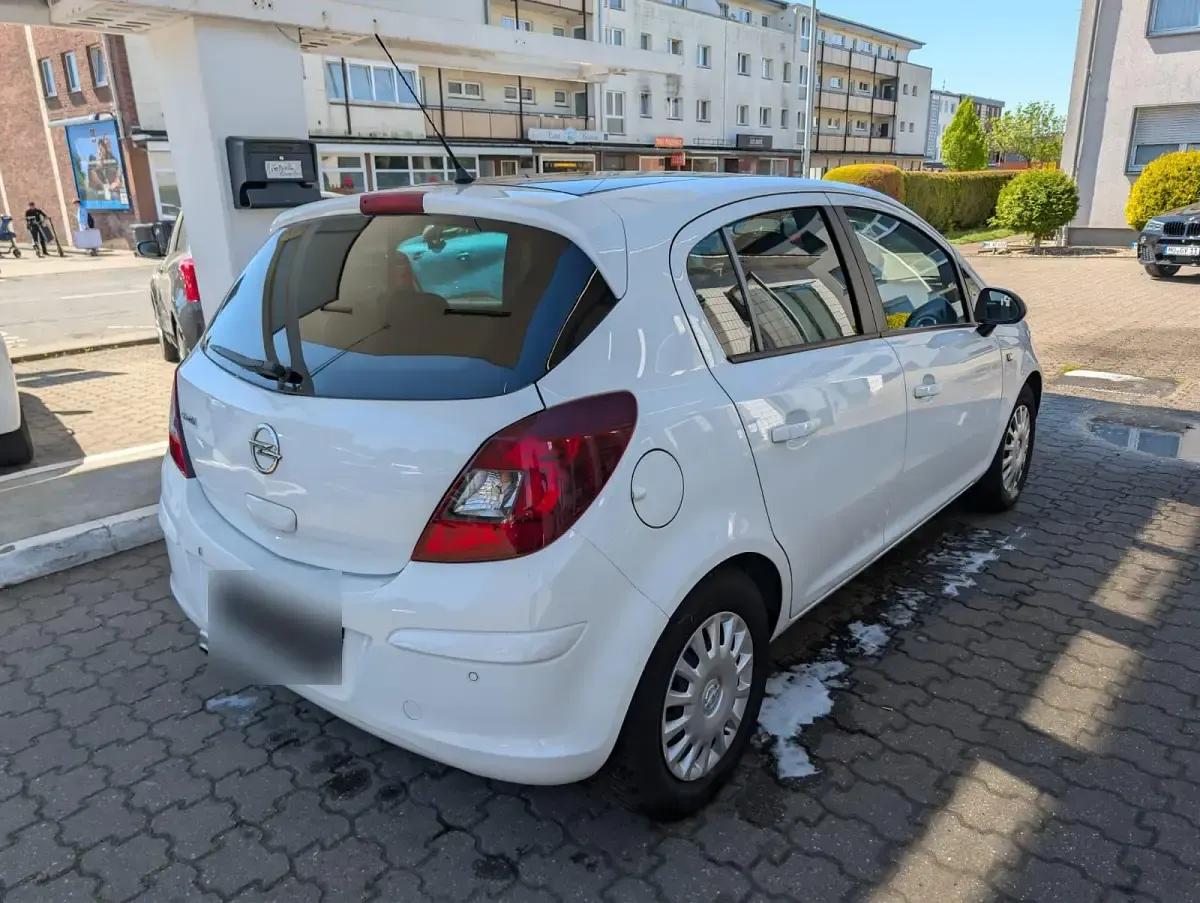 Second-hand Opel Corsa 100 CP (73 kW) 2012 Alb Hatchback