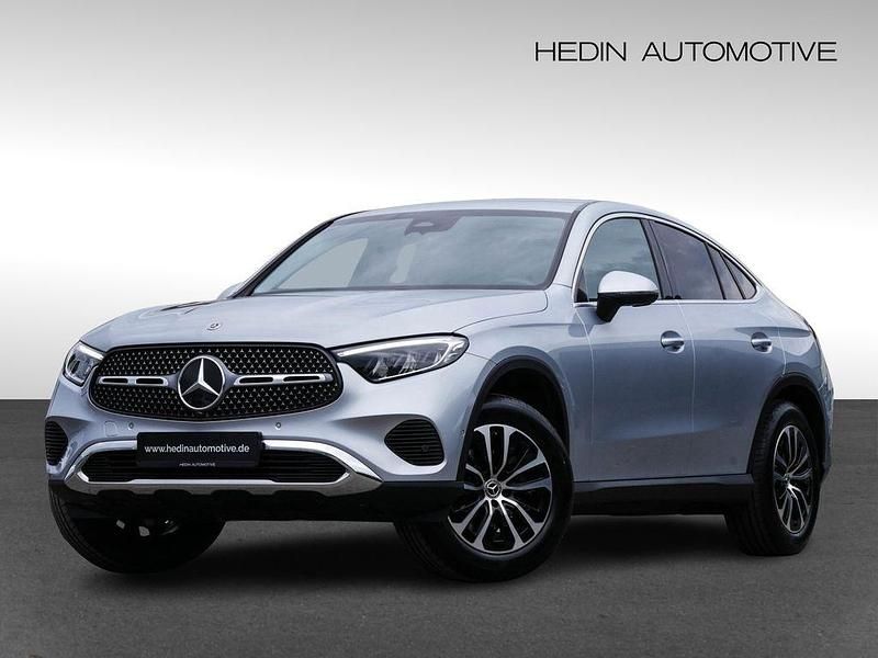 Gebraucht Mercedes GLC300 Avantgarde 258 PS (189 kW) 2023 Blau Coupé