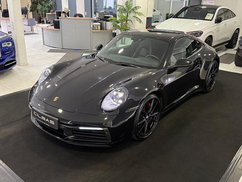 Tiefschwarzmetallic Gebraucht 2019 Porsche 911 Carrera S Coupé | 119.900 € (Fairer Preis) - Bild 1/4