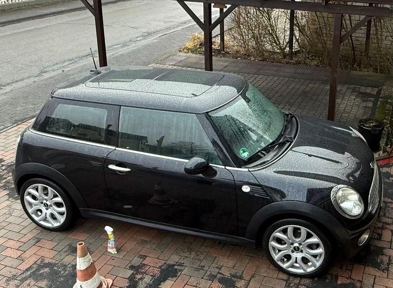Gebraucht Mini Cooper 122 PS (89 kW) 2010 Schwarz Kleinwagen