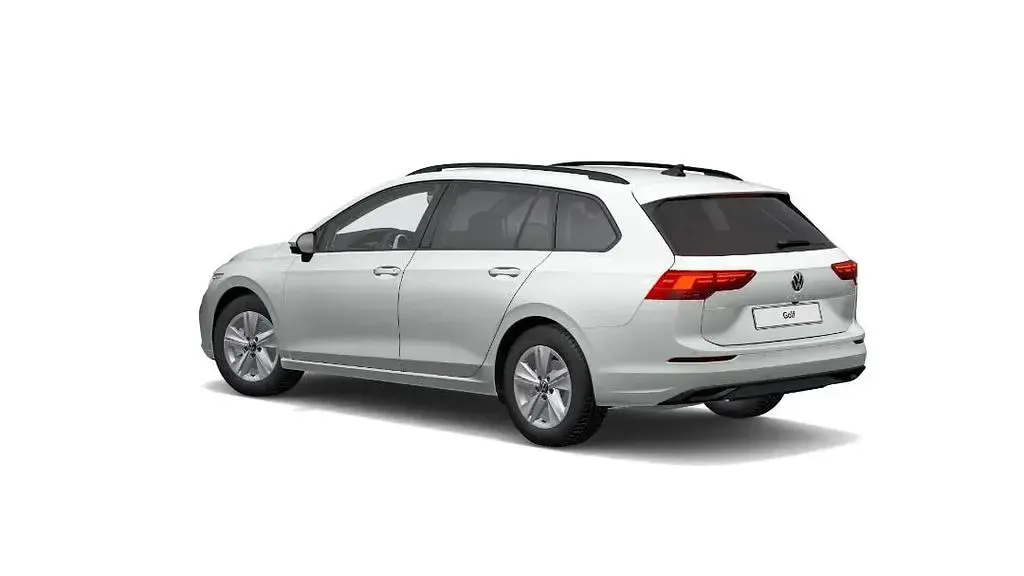 Gebraucht VW Golf VIII Life 150 PS (110 kW) 2022 Pure white Kombi