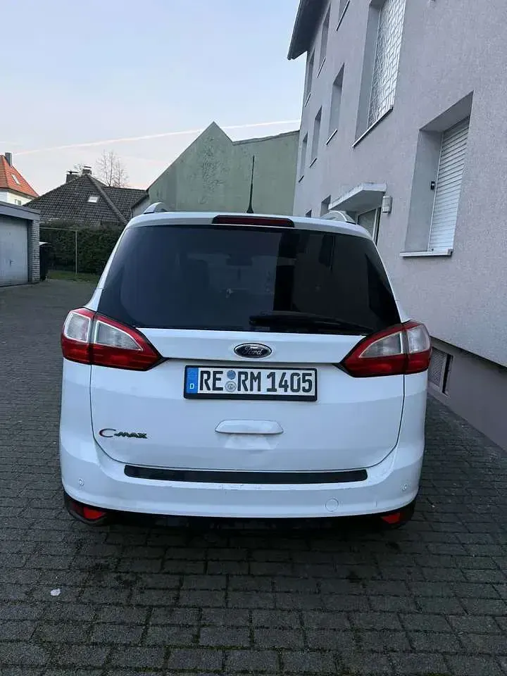 Gebraucht Ford C-MAX 150 PS (110 kW) 2017 Weiß Van / Kleinbus