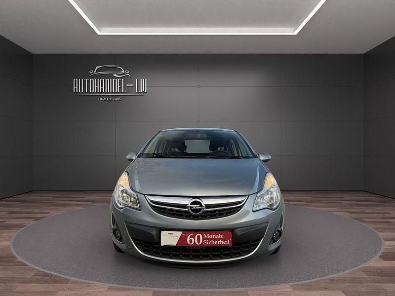 Usata Opel Corsa Active 86 CV (63 kW) 2013 Argento Utilitaria