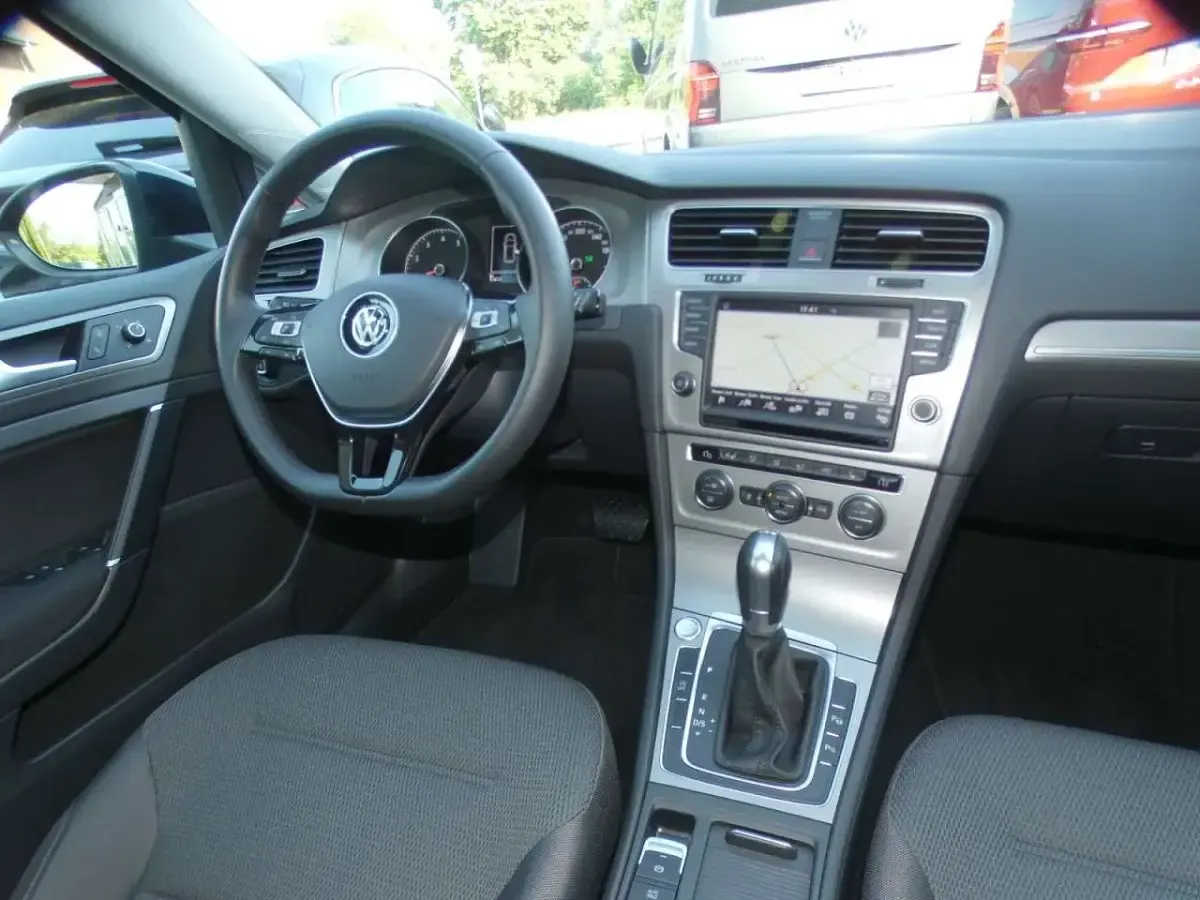 Gebraucht VW Golf VII Pro 150 PS (110 kW) 2016 Nightblue (blau) Limousine