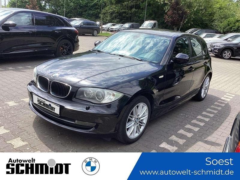 Black sapphire metallic Gebraucht 2011 BMW 120 Kleinwagen | 6.990 € (Fairer Preis) - Bild 1/3