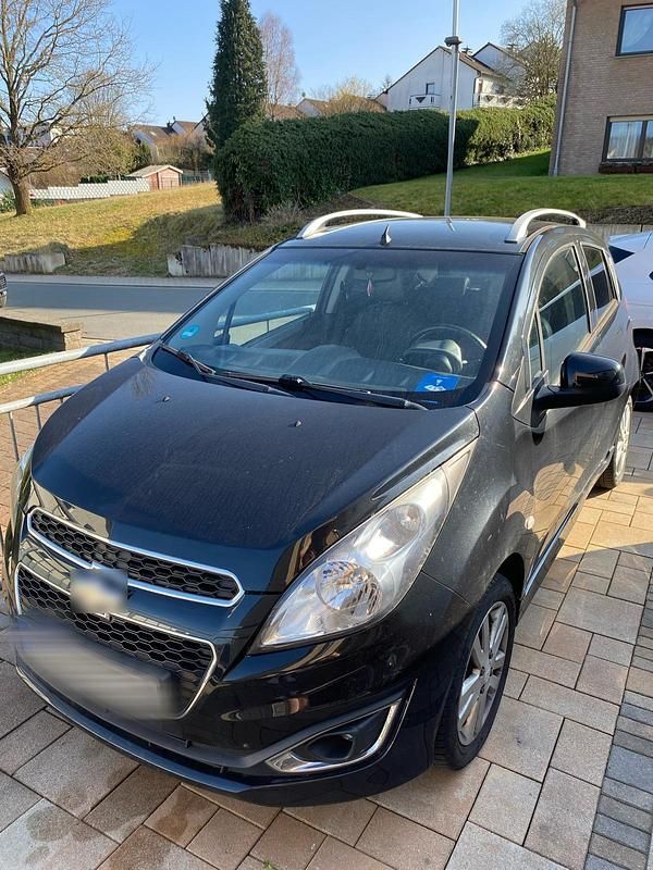 Gebraucht Chevrolet Spark 83 PS (61 kW) 2014 Schwarz Kleinwagen