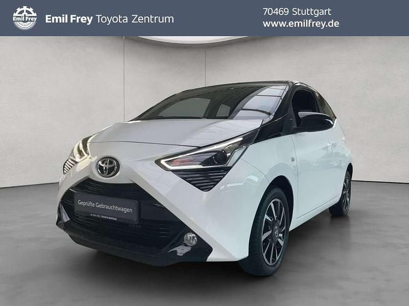 Schneeweiß mit schwarzem dach Gebraucht 2021 Toyota Aygo X SUV | 12.950 € (Guter Preis) - Bild 1/4