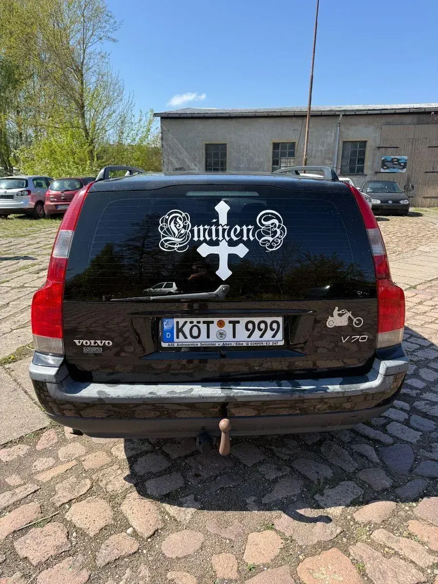 Używany Volvo V70 140 KM (102 kW) 2002 Czarny Kombi