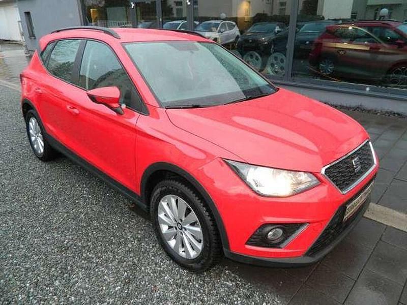 Pure rot Gebraucht 2020 Seat Arona Style SUV | 13.990 € (Superpreis) - Bild 1/4