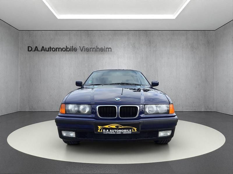 Gebraucht BMW 320 Cabriolet 150 PS (110 kW) 1997 Blau Cabrio