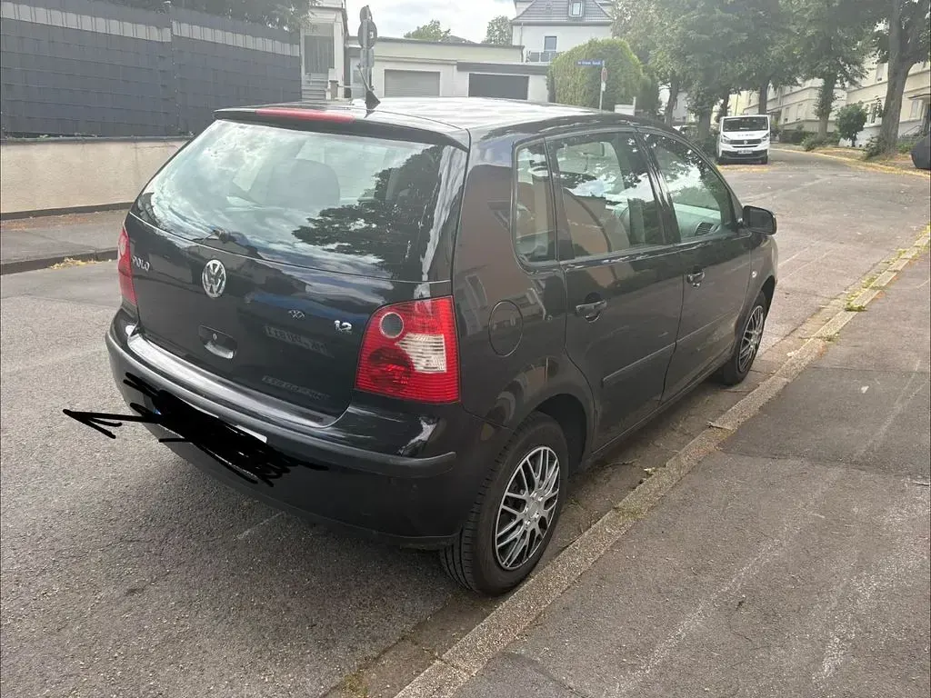 Gebraucht VW Polo Comfortline 64 PS (47 kW) 2001 Schwarz Limousine