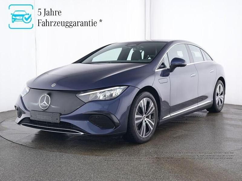 Blau Gebraucht 2024 Mercedes 300 Limousine | 42.470 € (Superpreis) - Bild 1/4