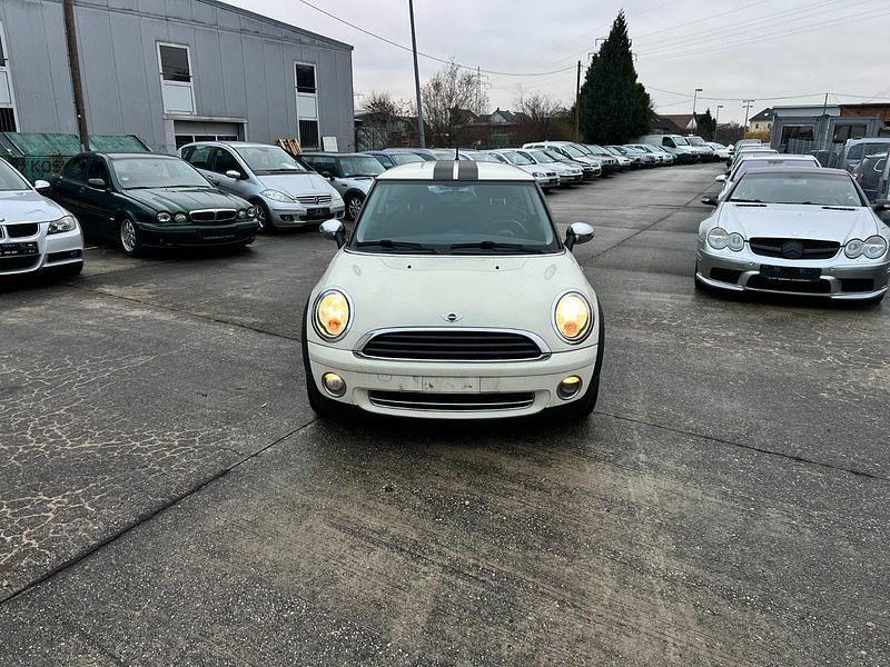 Gebraucht Mini Cooper Coupé 95 PS (69 kW) 2009 Weiß Coupé