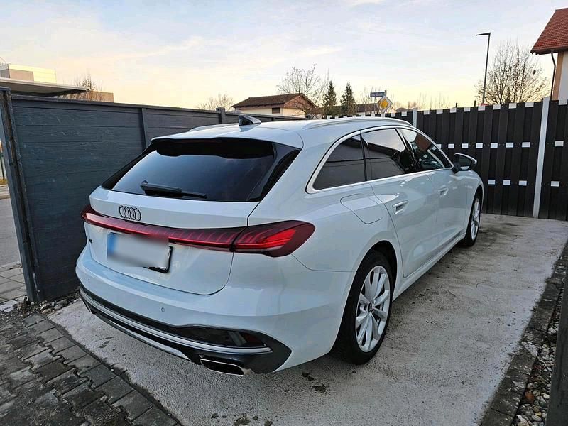 Gebraucht Audi A5 Advanced 150 PS (110 kW) 2025 Weiß Kombi