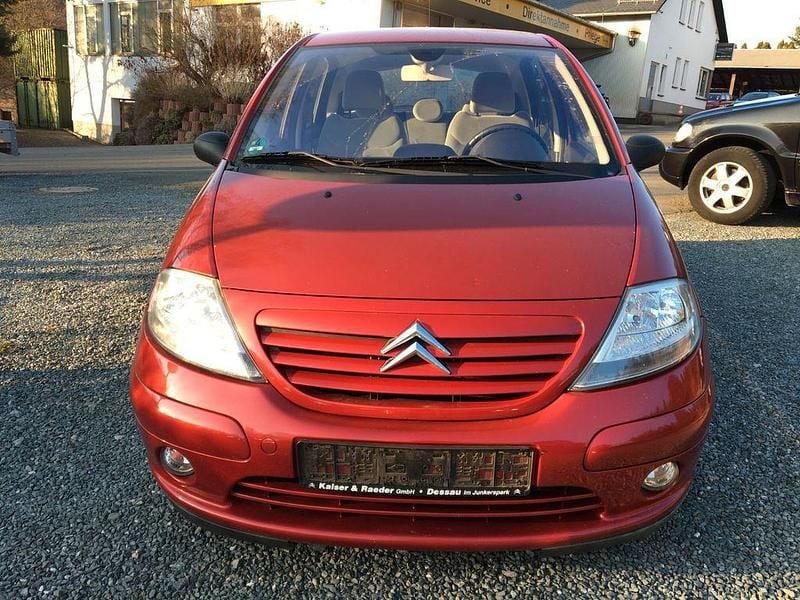 Gebraucht Citroën C3 Exclusive 109 PS (80 kW) 2004 Rot Limousine