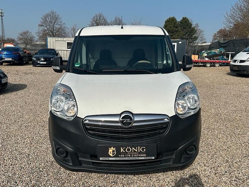 Gebraucht Opel Combo 95 PS (69 kW) 2018 Weiß Van / Kleinbus