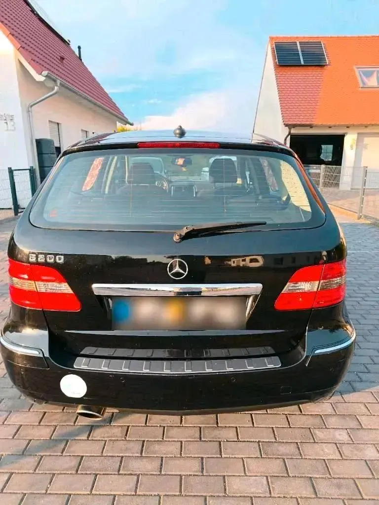 Gebraucht Mercedes B200 136 PS (100 kW) 2009 Schwarz Van / Kleinbus