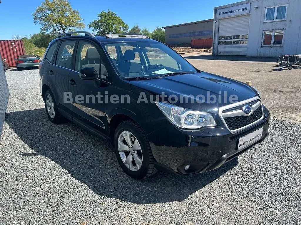 Gebraucht Subaru Forester Exclusive+ 147 PS (108 kW) 2015 Schwarz SUV