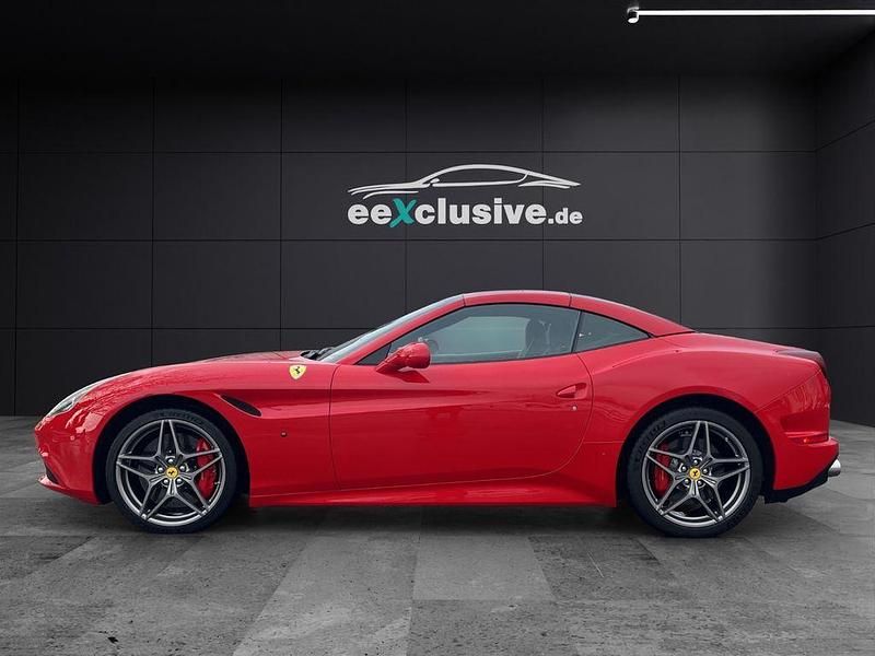 Gebraucht Ferrari California 560 PS (411 kW) 2016 Rot Cabrio