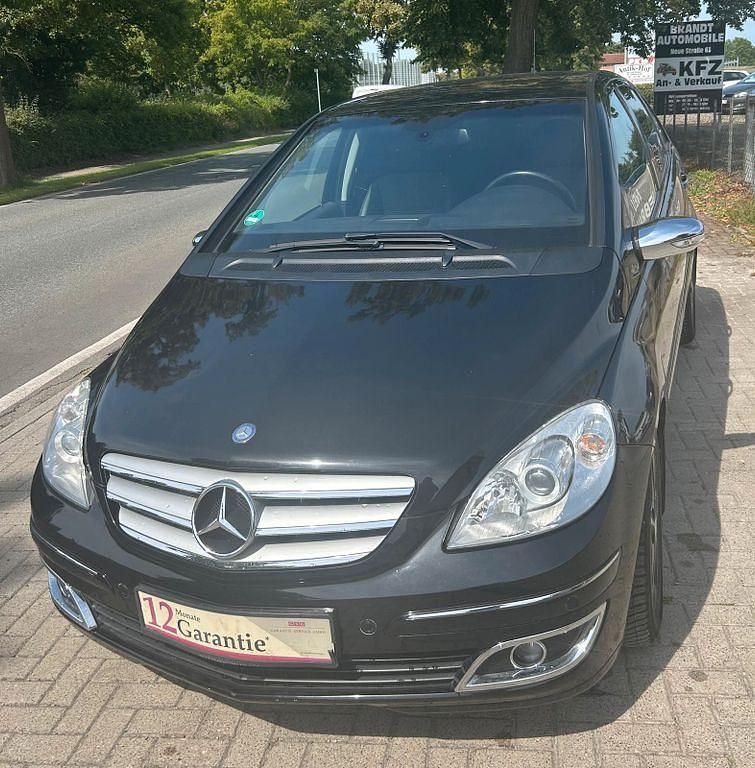 Schwarz Gebraucht 2006 Mercedes B170 Van / Kleinbus | 4.490 € (Guter Preis) - Bild 1/4