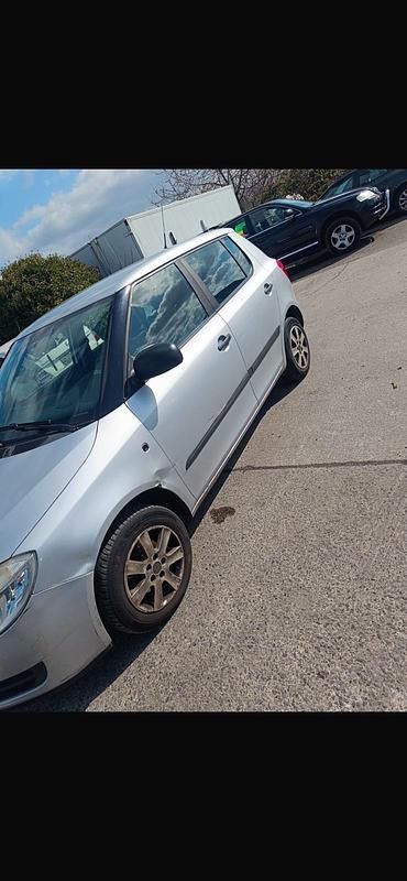 Gebraucht Skoda Fabia 86 PS (63 kW) 2009 Silber Kleinwagen