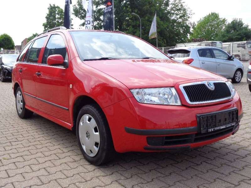Rot Gebraucht 2003 Skoda Fabia Kombi | 2.900 € (Etwas zu teuer) - Bild 1/4