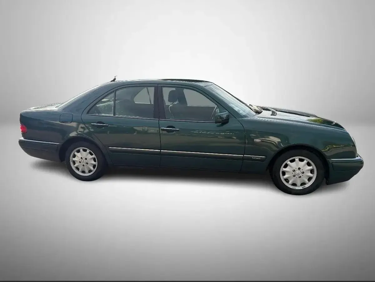 Brugt Mercedes E200 Elegance 136 HK (100 kW) 1999 Grøn Sedan