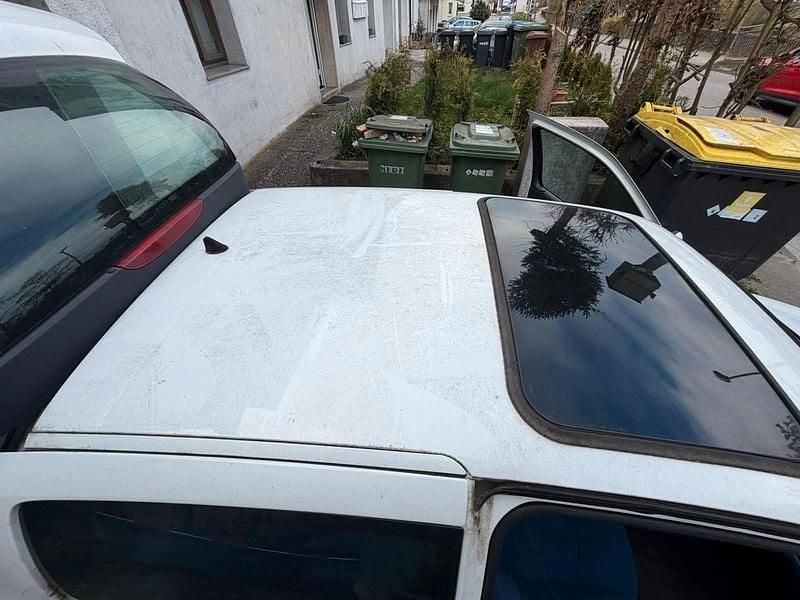 Gebraucht Renault Clio II Expression 75 PS (55 kW) 2001 Weiß Limousine