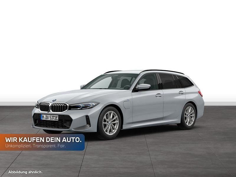 Gebraucht BMW 330e Comfort Edition 292 PS (214 kW) 2025 Brooklyn grau metallic Kombi